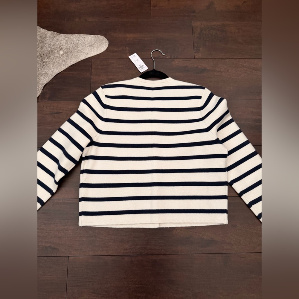 A&F Sweater Jacket - Picture 6 of 9